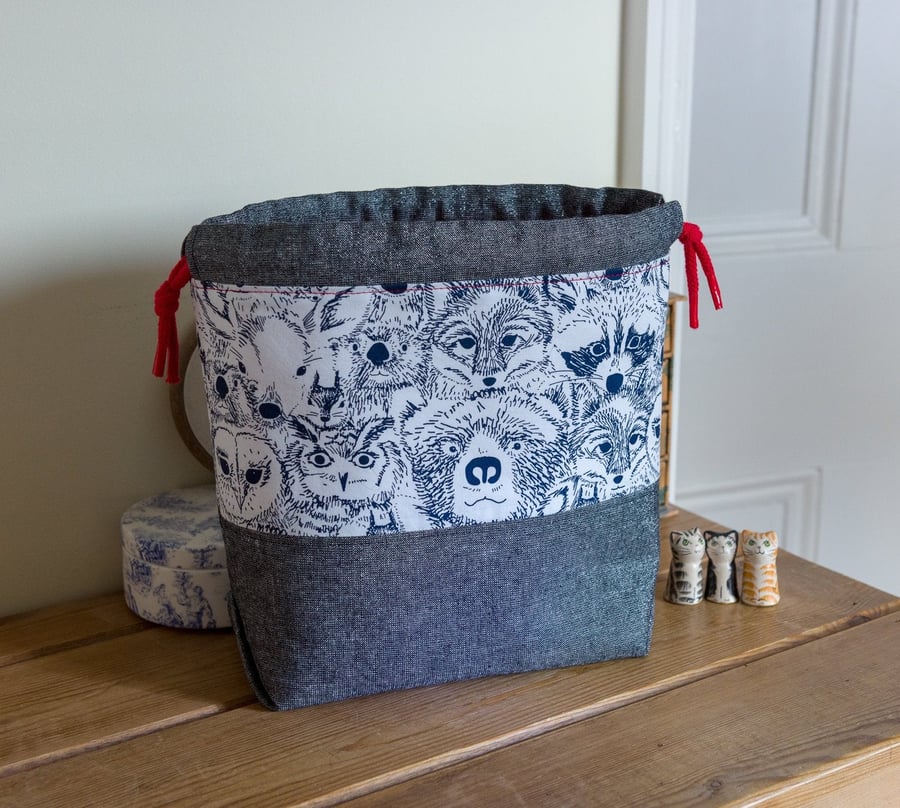 Drawstring project bag made with lovely cotton print featuring woodland animals 