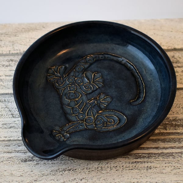 B021 Spoon rest tea bag bowl (Free UK postage)