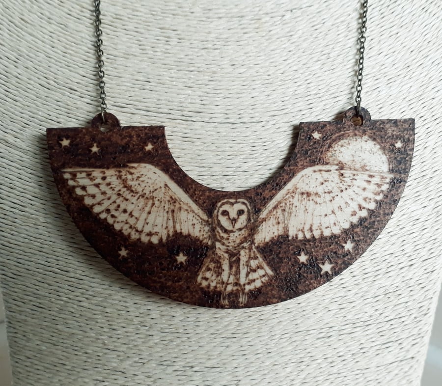 Pyrography barn owl wooden pendant