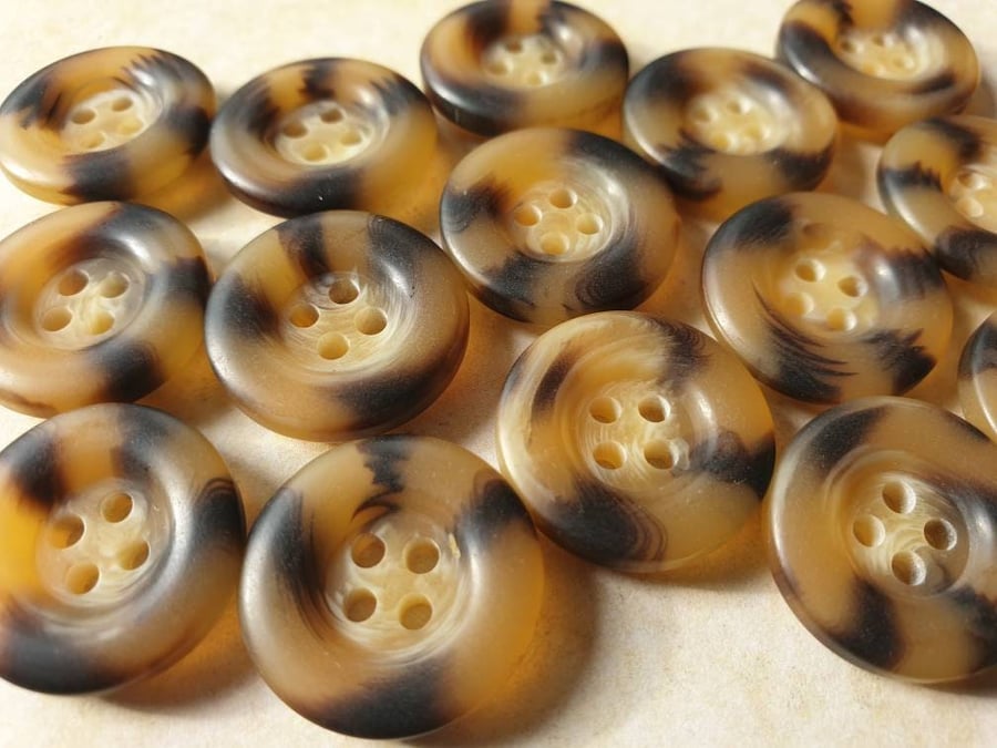 13 16" 20.3mm 32L TORTOISE SHELL (Polyester) x 5 Buttons