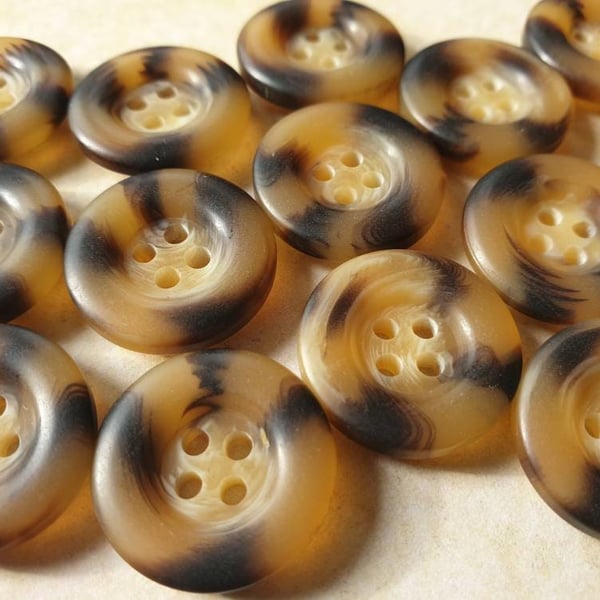 13 16" 20.3mm 32L TORTOISE SHELL (Polyester) x 5 Buttons