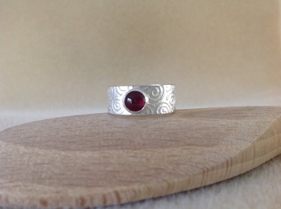 Garnet Sterling and Fine silver Unisex wide band embossed ring