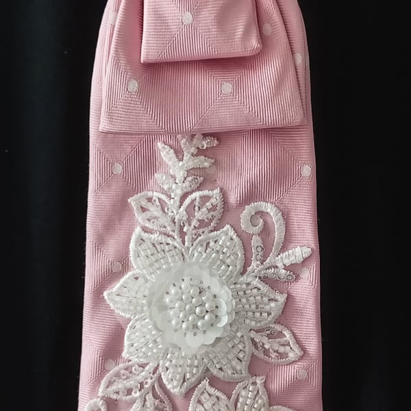 Stunning Pink Silk Boho Unique Tie Necktie Statement Necklace 