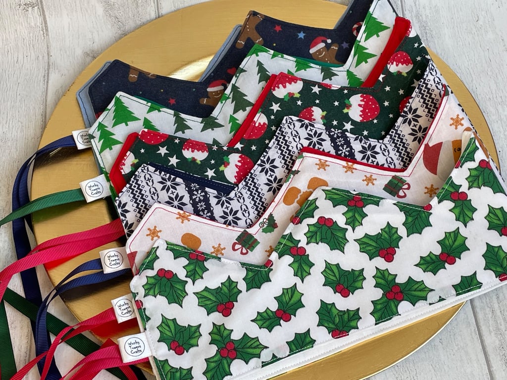Set of 6 reusable Christmas party crowns with ribbons 