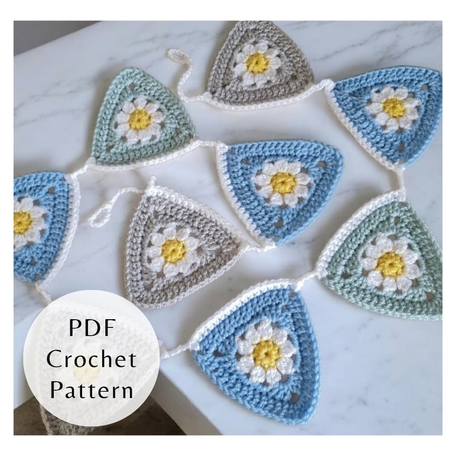 Daisy Bunting Crochet Pattern – Granny Triangle Garland PDF