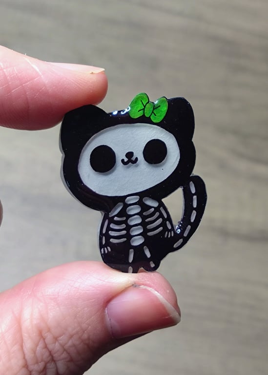 Dead cute skeleton cat badge, creepy cute accessories 