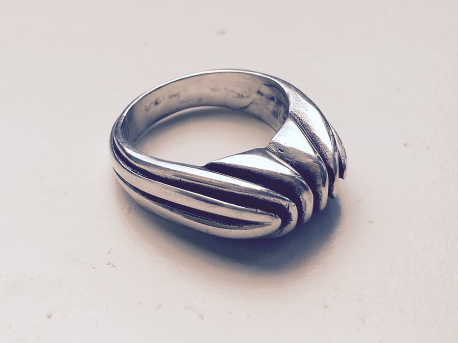 Chunky Silver and oxidised lined ring