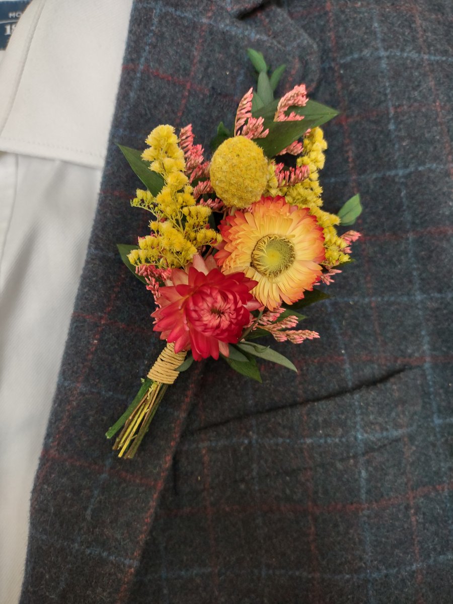 Dried Flower Sunset coloured Wedding Buttonhole Boutonniere or Corsage 