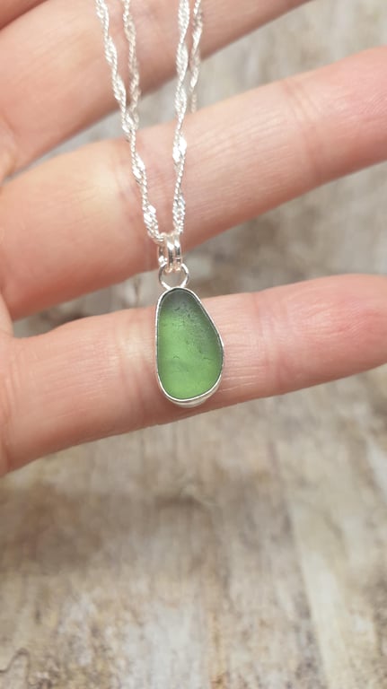Sterling Silver 925 Mini Green Seaham Seaglass PendantNecklace