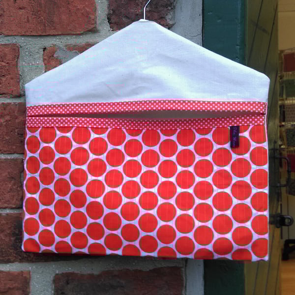 Retro Quilted Multi Use Bag - Pegs, Car Tidy, Nappy Holder etc.
