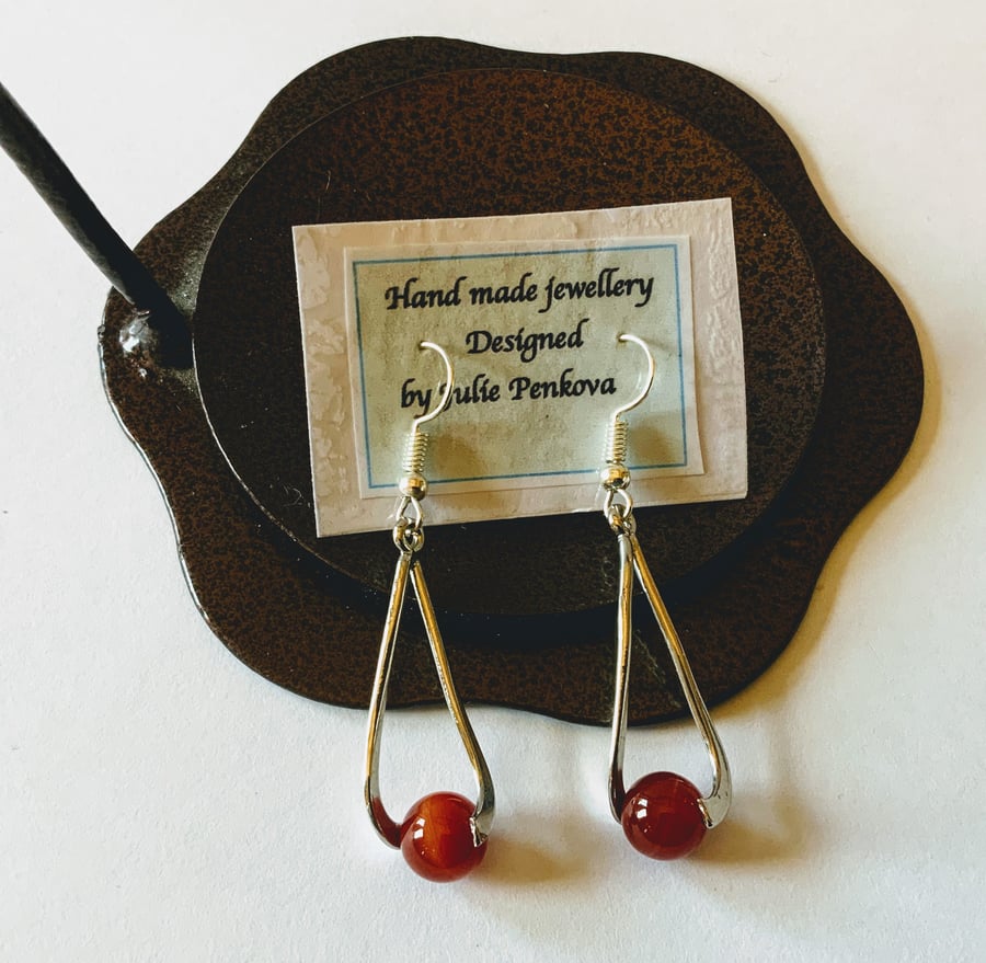 Carnelian dangle gemstone earrings.