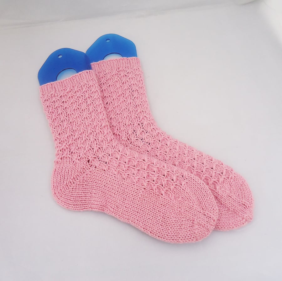 Knit Women Socks, Handknitted Wool Women Socks, Women Warm Socks in Pink