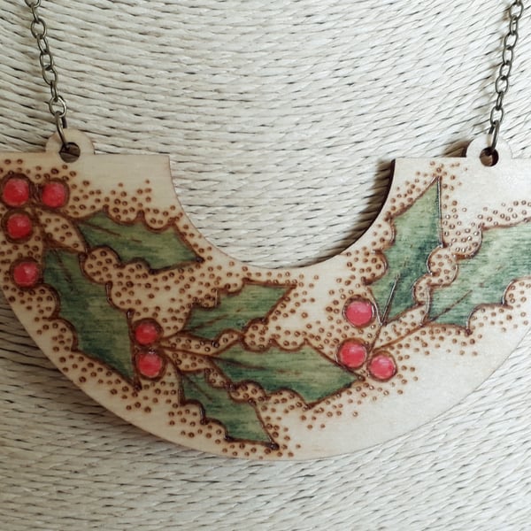 Pyrography wooden holly pendant