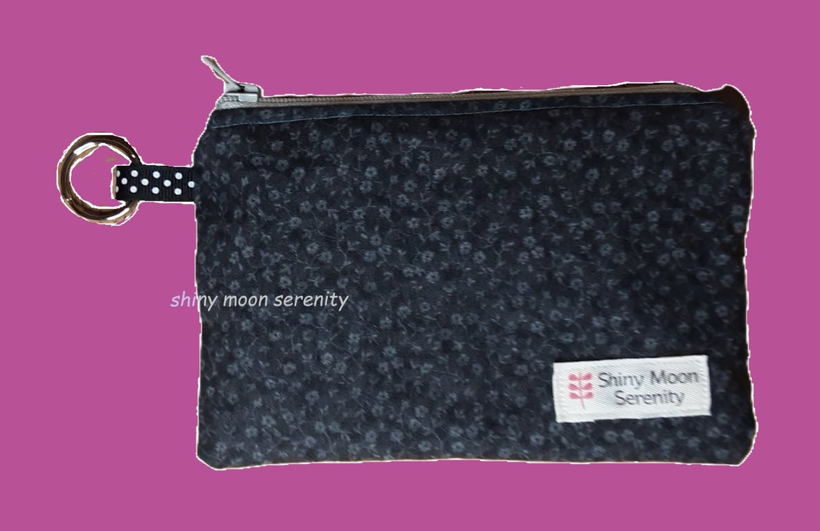 Pouch Black with small Flower Print