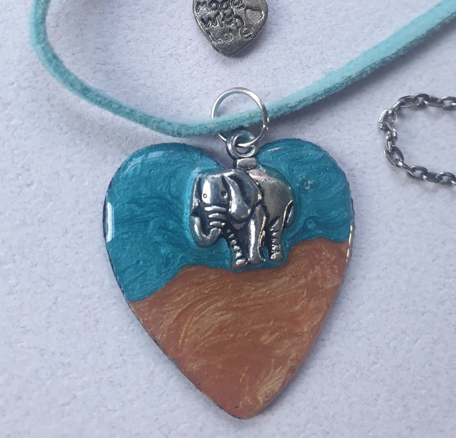 Lightweight wooden elephant pendant