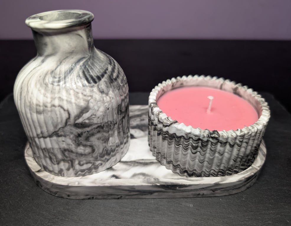 Black & White Eco Resin Tray, Vase & Candle Set