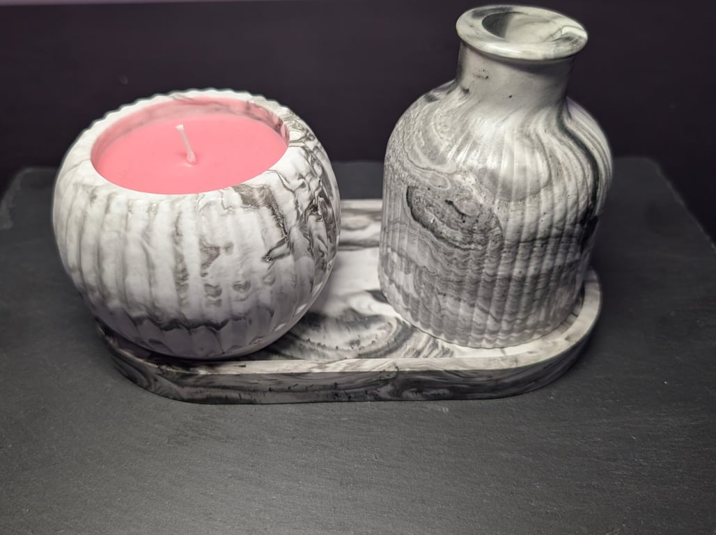 Black & White Eco Resin Tray, Vase & Candle Set