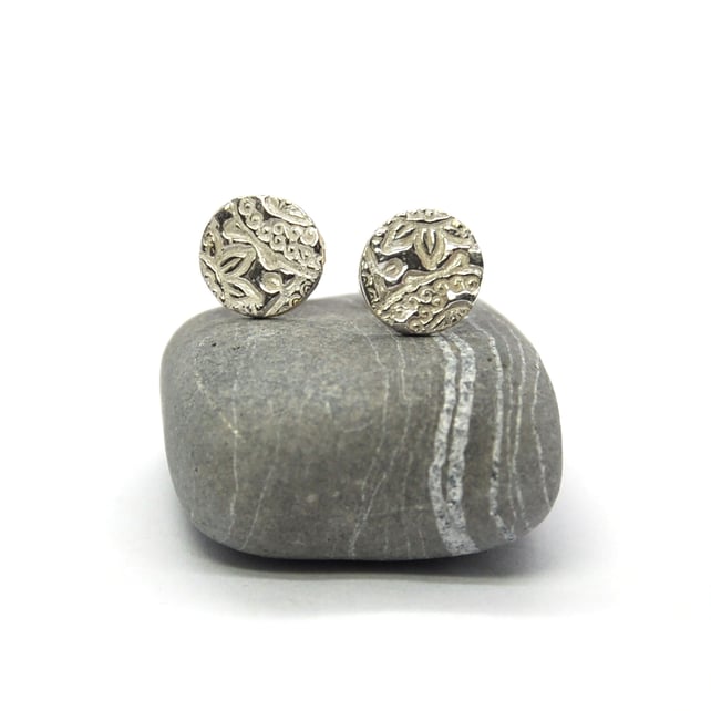 Silver Boho patterned round stud earrings