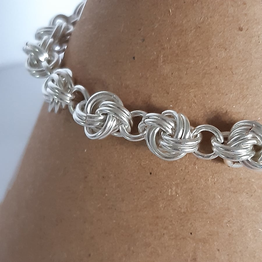 Celtic knot style chainmaille bracelet 