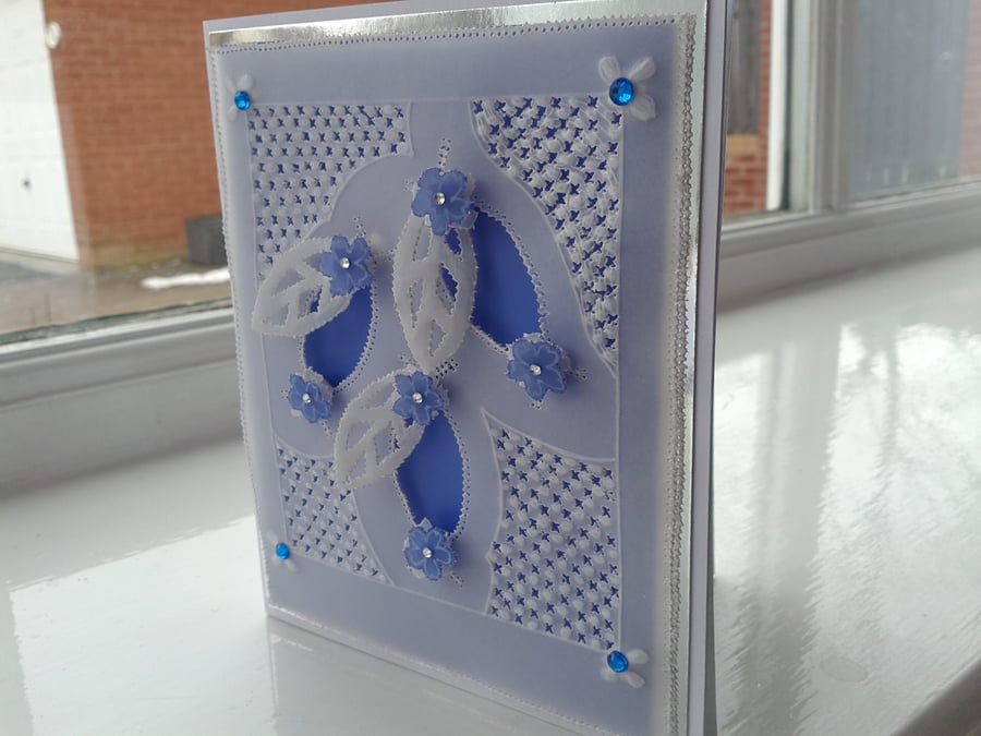 Open leaf parchment card