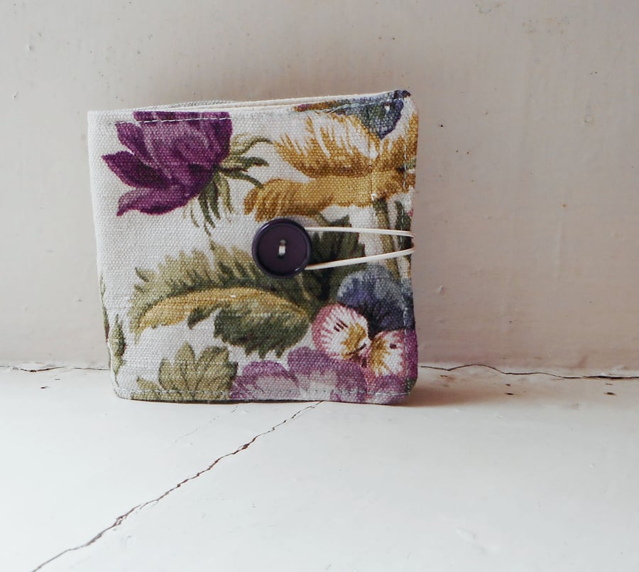 Teabag or card wallet with cotton pockets