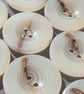 25mm 1" 40L Polyester HORN Buttons Flat matt edge with shiny centre x 6 - Image 1