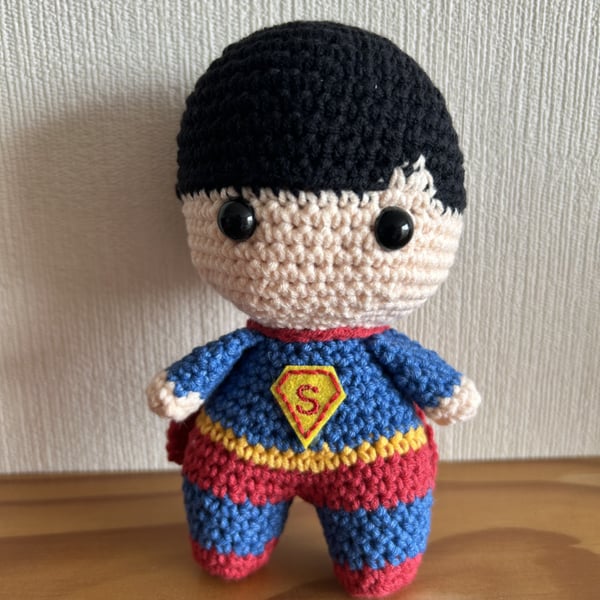 Mini Crocheted Super Hero Dolls - SUPERMAN