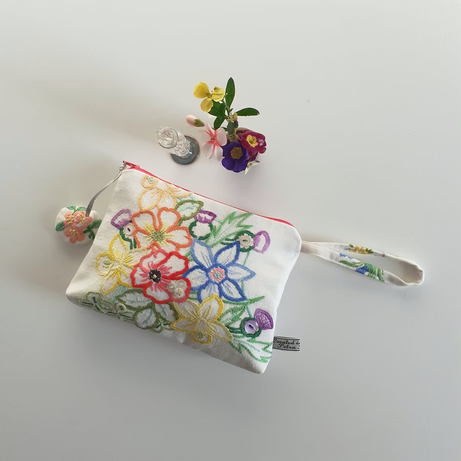 Clutch bag or purse recycled in a vintage floral embroidered tablecloth