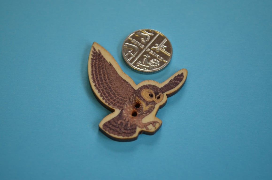 Wooden Flying Owl Shaped Buttons 35x35mm Bird (BD14)