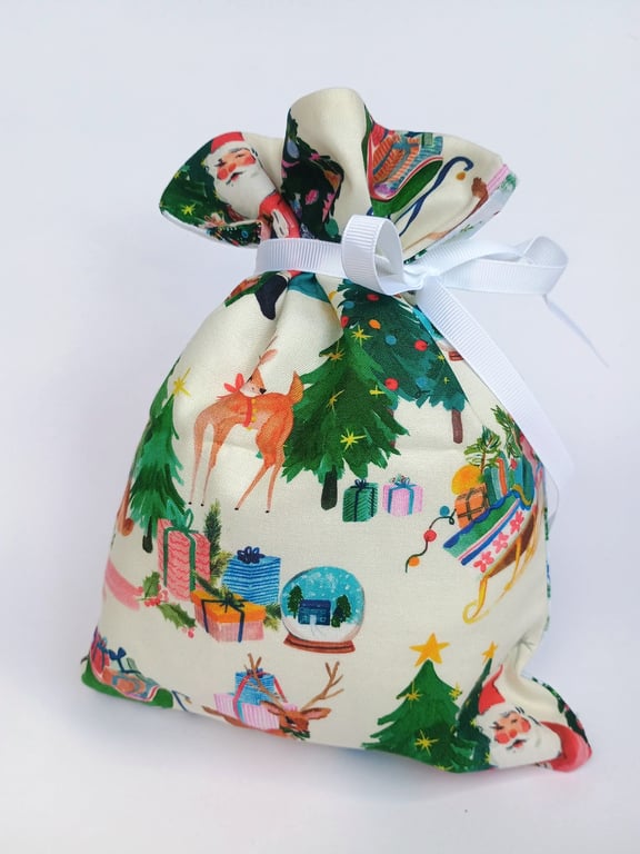 Christmas Gift Bag - Vintage Santa reusable fabric mini sack