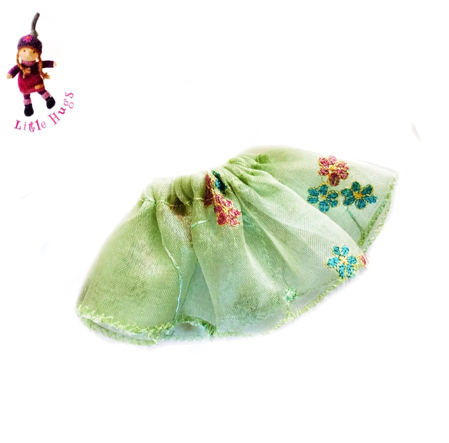 Little Hugs’ Embroidered Organza Skirt 