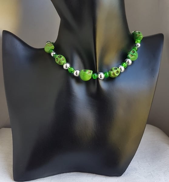 Gorgeous Green Skull Choker Necklace.