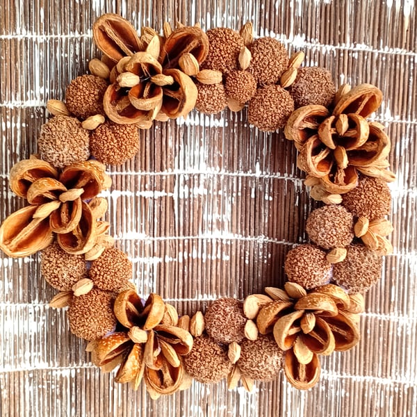  Small Natural dried tree seed pods & stones Wreath, all seasons use
