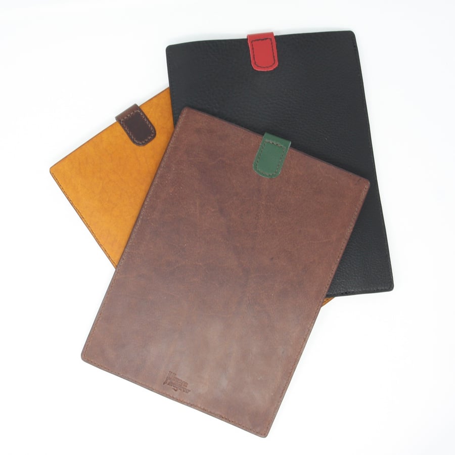Italian leather tablet sleeve to fit 9.7" iPad in a choice of colours