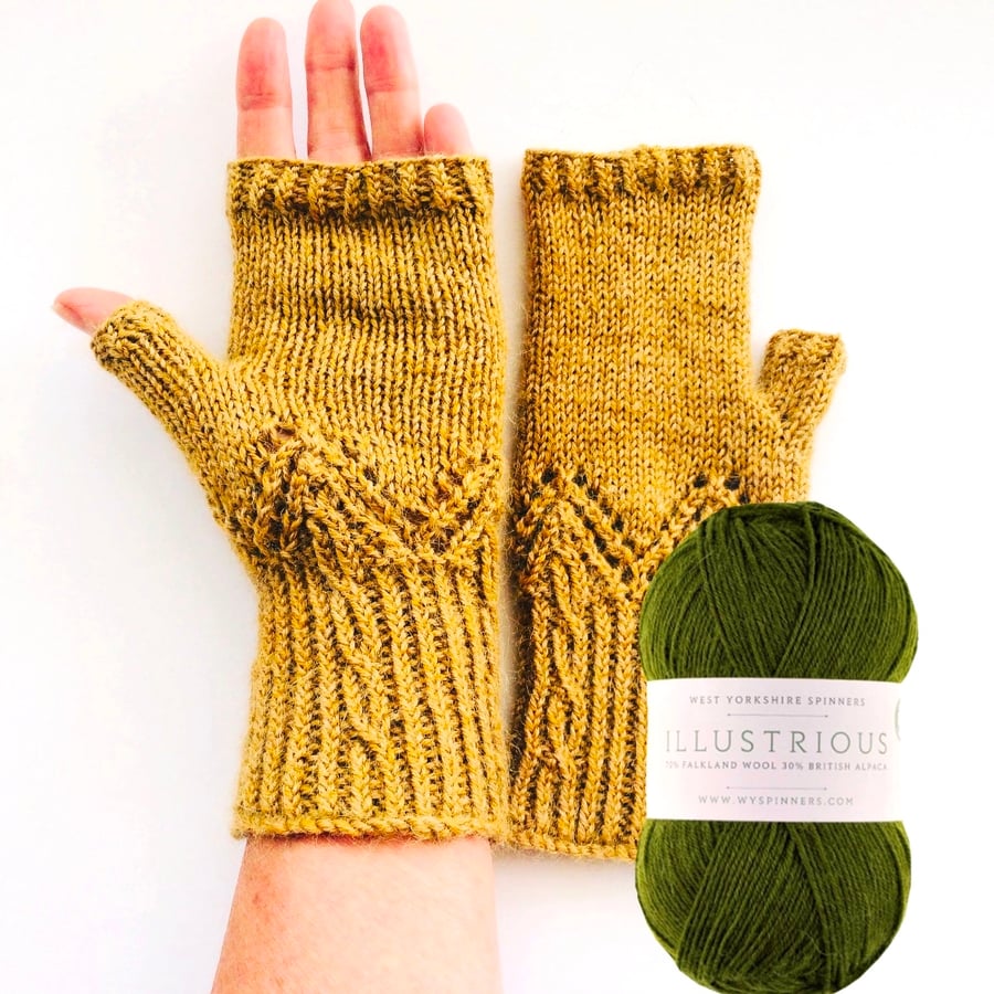Fingerless Gloves Knitting Kit - Wool & Alpaca  FERN GREEN 