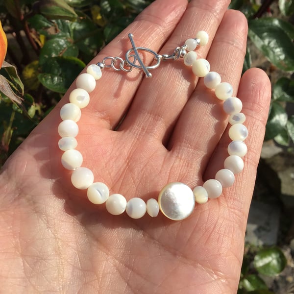 Mother of pearl Sterling silver beaded charm bracelet 