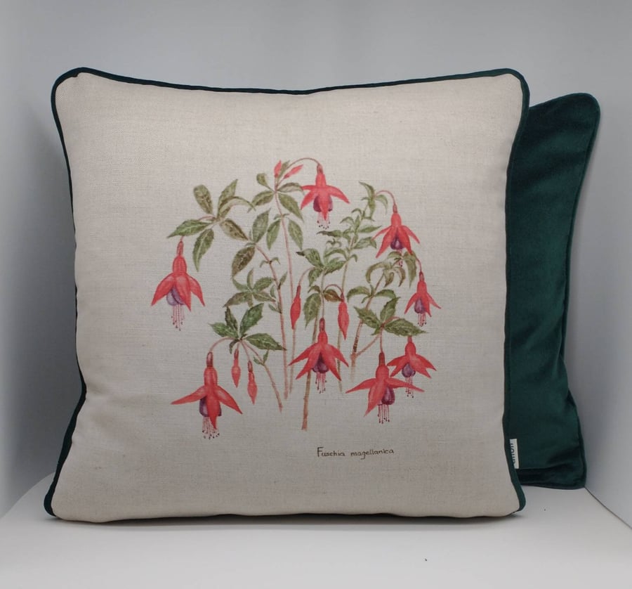 Fuschia 18"x 18" cushion.