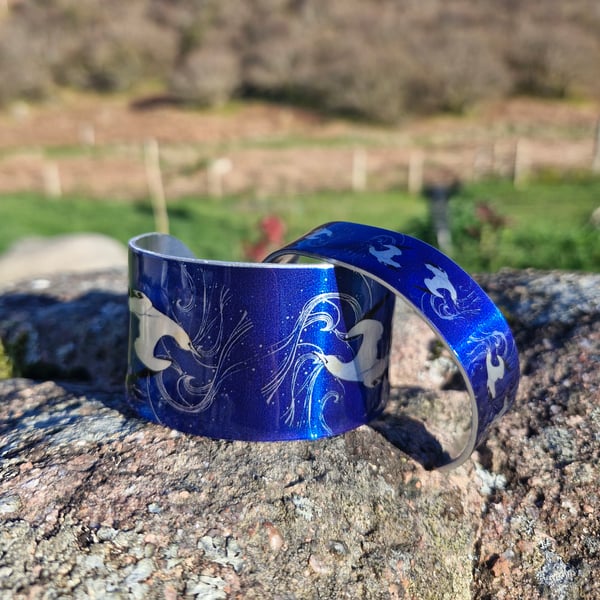 Diving Gannet Cuff