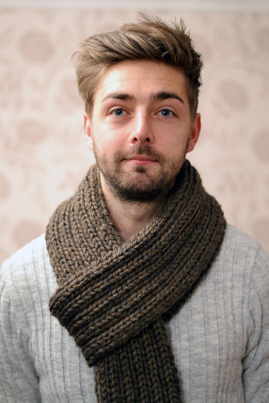  Knitted Scarf Unisex Super Chunky Ribbed