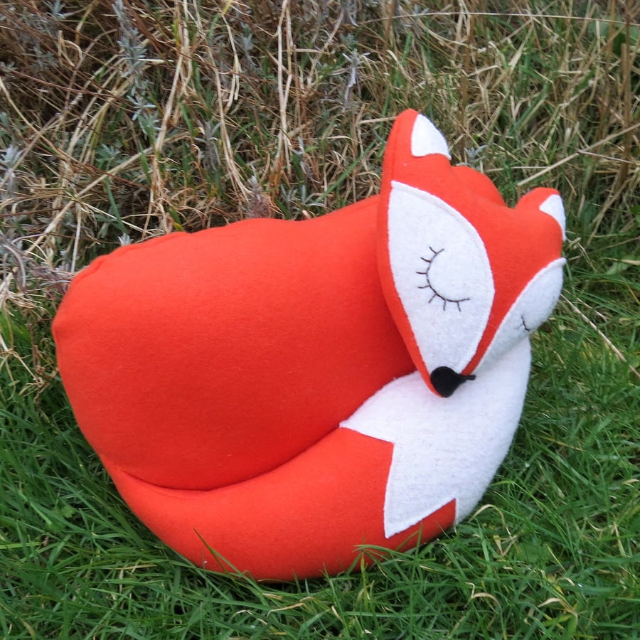 A snoozy fox cushion.  35cm in length.  (13.6 inches)  Woodland decor.
