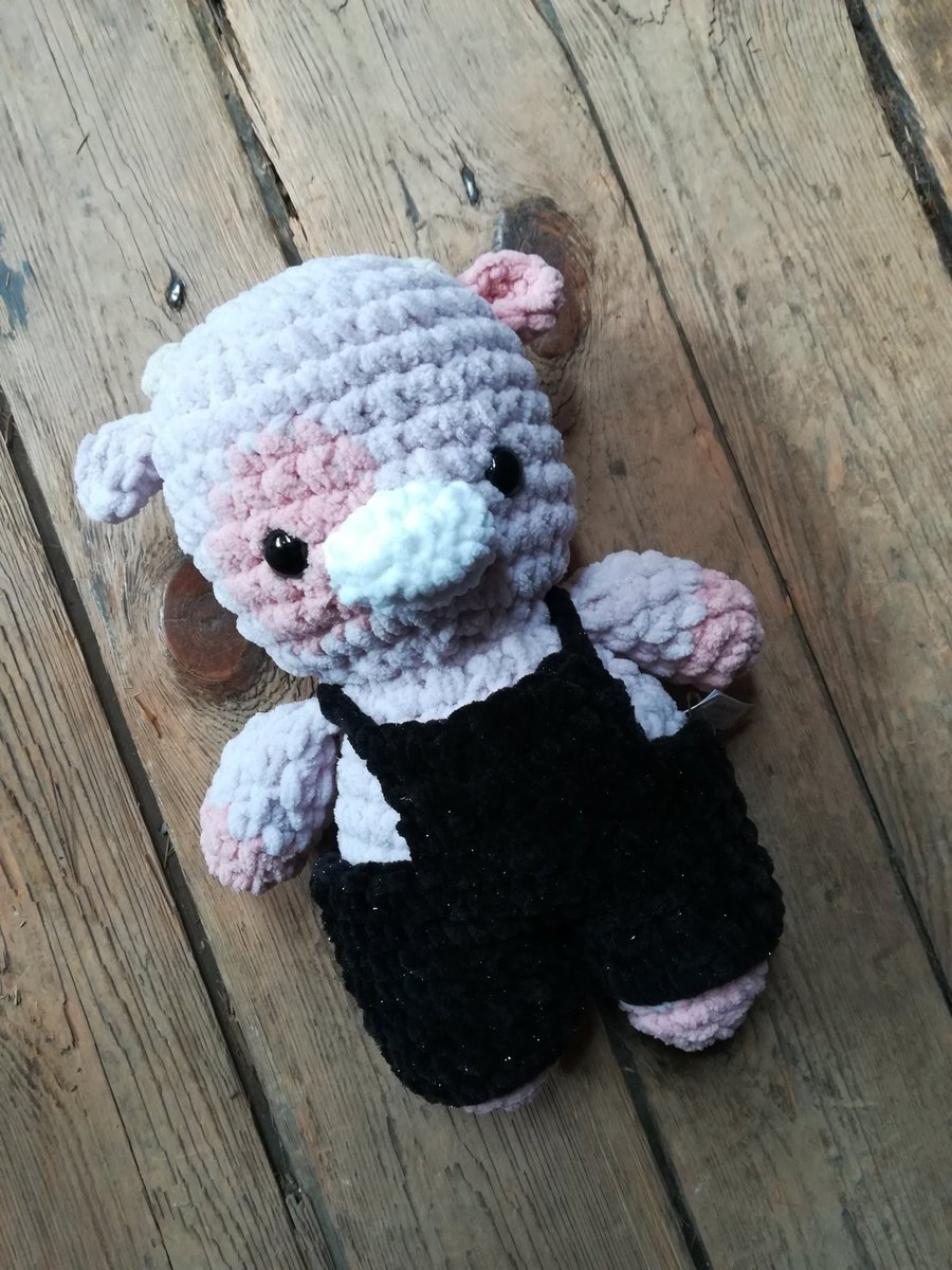 Crochet Cow in Overalls 