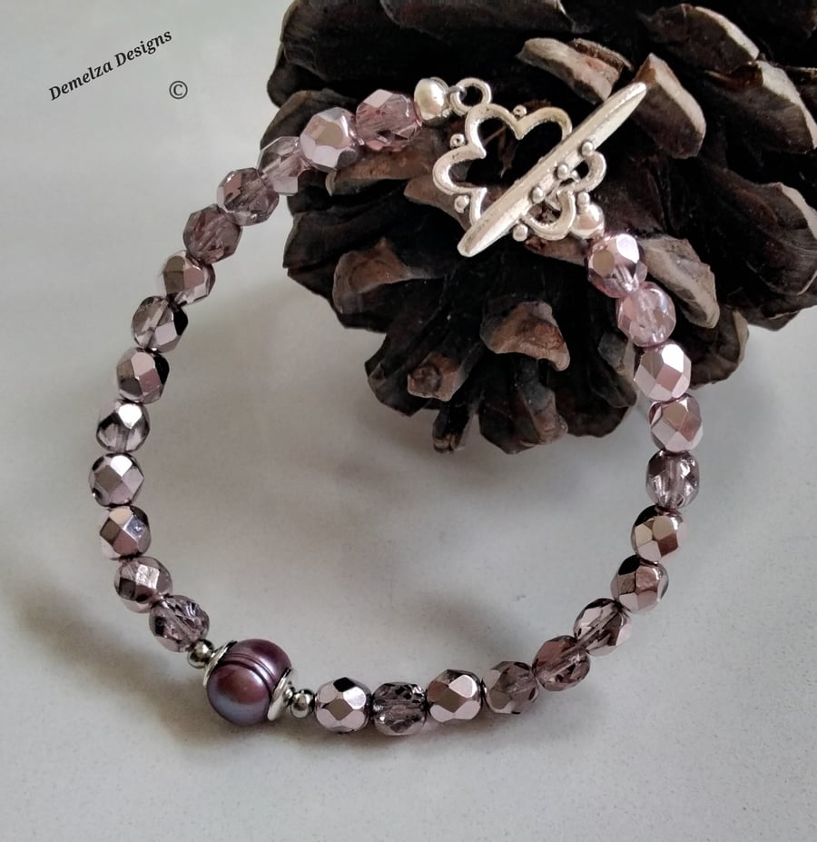 Faceted Rose Pink Metallic Crystal & Freshwater Pearl Tibetan Silver Bracelet 