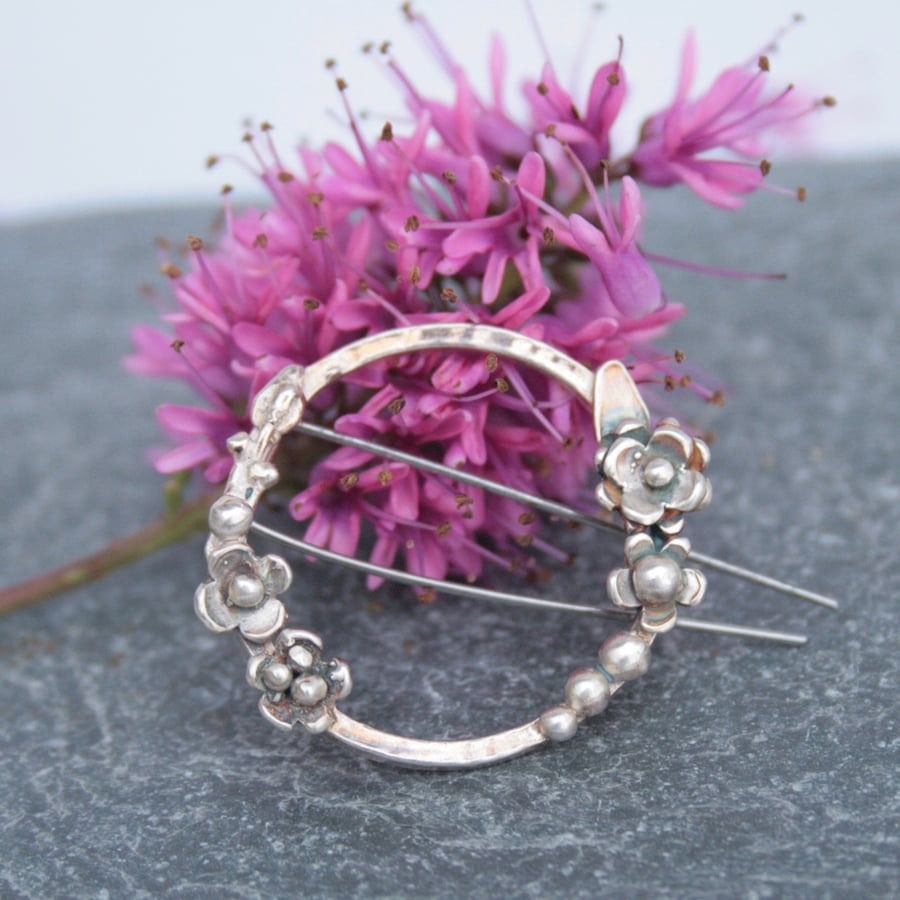 Sterling silver flower brooch, hallmarked silver brooch