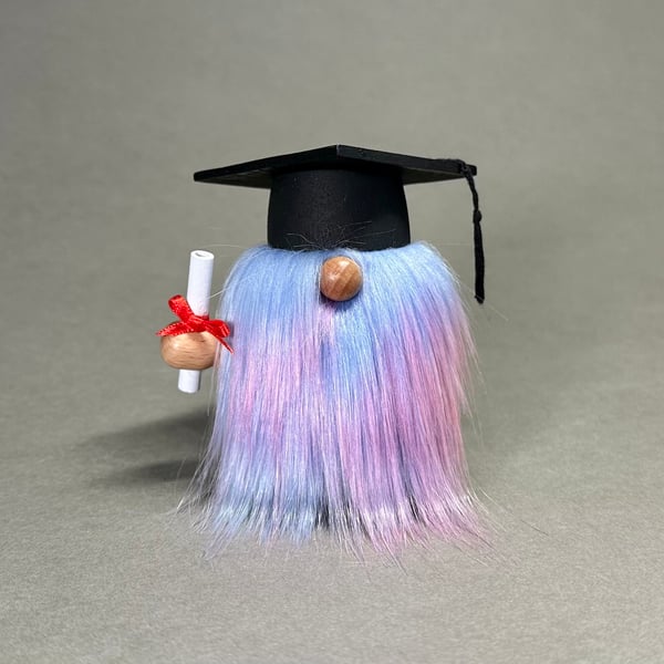 Graduation gnome,Gonk 