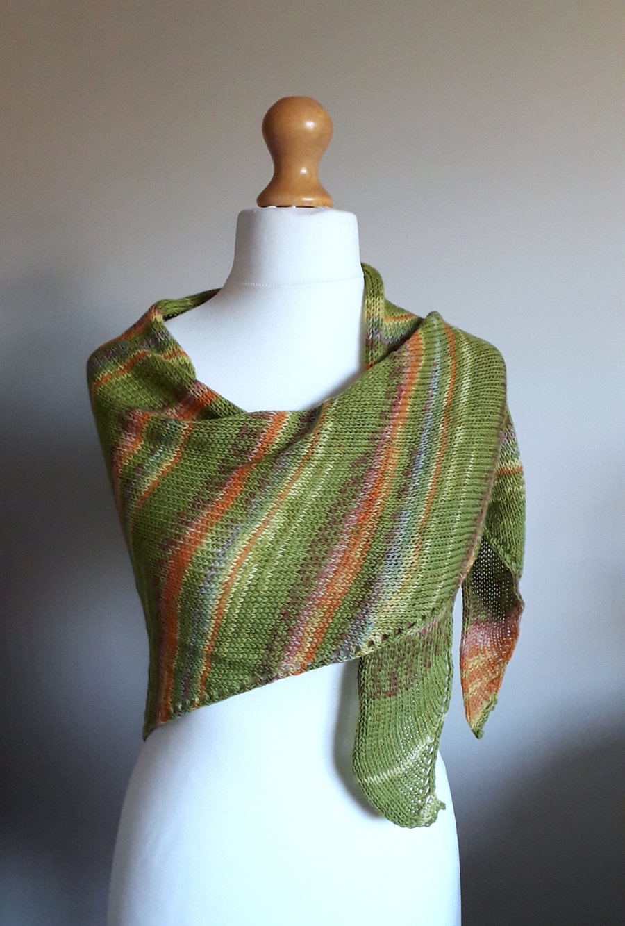 Acorn Shawl, Stole, Green, Orange