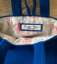 Blue woollen stylish modern handbag. - Image 2
