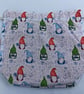 Medium fabric Christmas gift bag, fully lined and reusable for years to come - Image 4