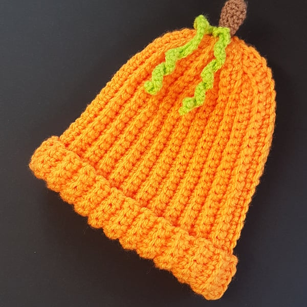 Crochet pumpkin baby beanie hat 0 - 3 months 