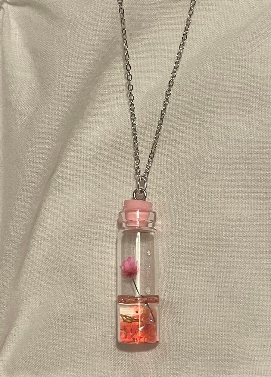 Musa - pink fairytale necklace