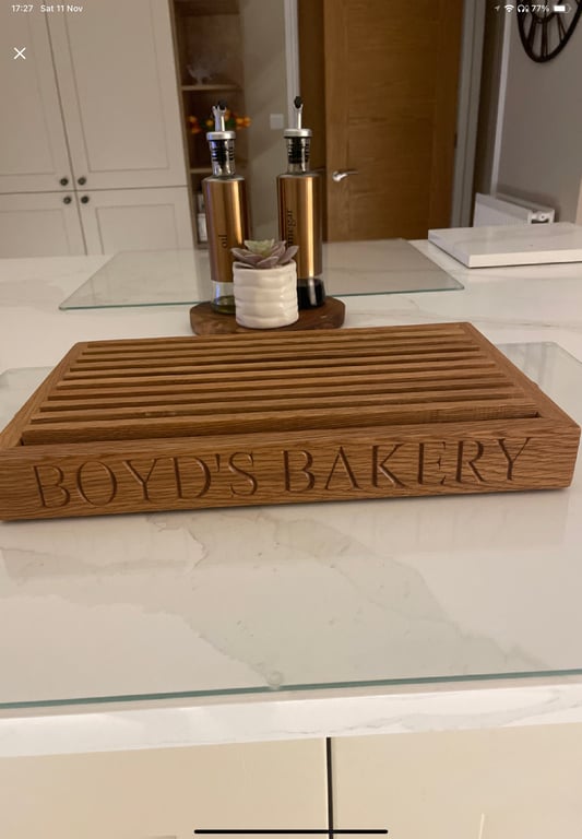 Customizable Crumb Catcher Bread Cutting Board: Oak, Beech, Cherry, or Walnut